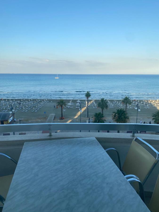 Alex Beach Apartment 31 Larnaca Buitenkant foto
