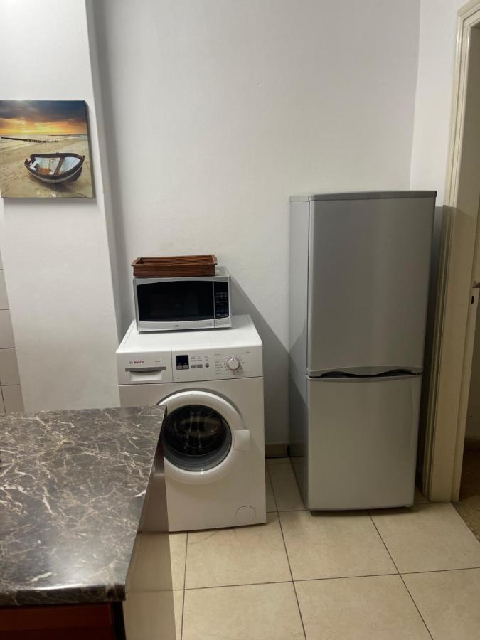 Alex Beach Apartment 31 Larnaca Buitenkant foto