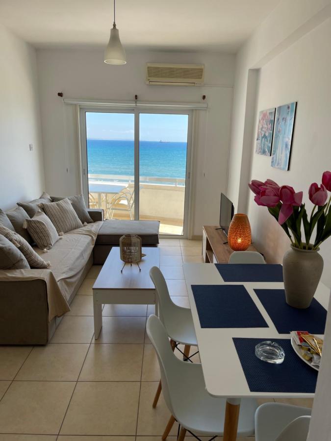Alex Beach Apartment 31 Larnaca Buitenkant foto