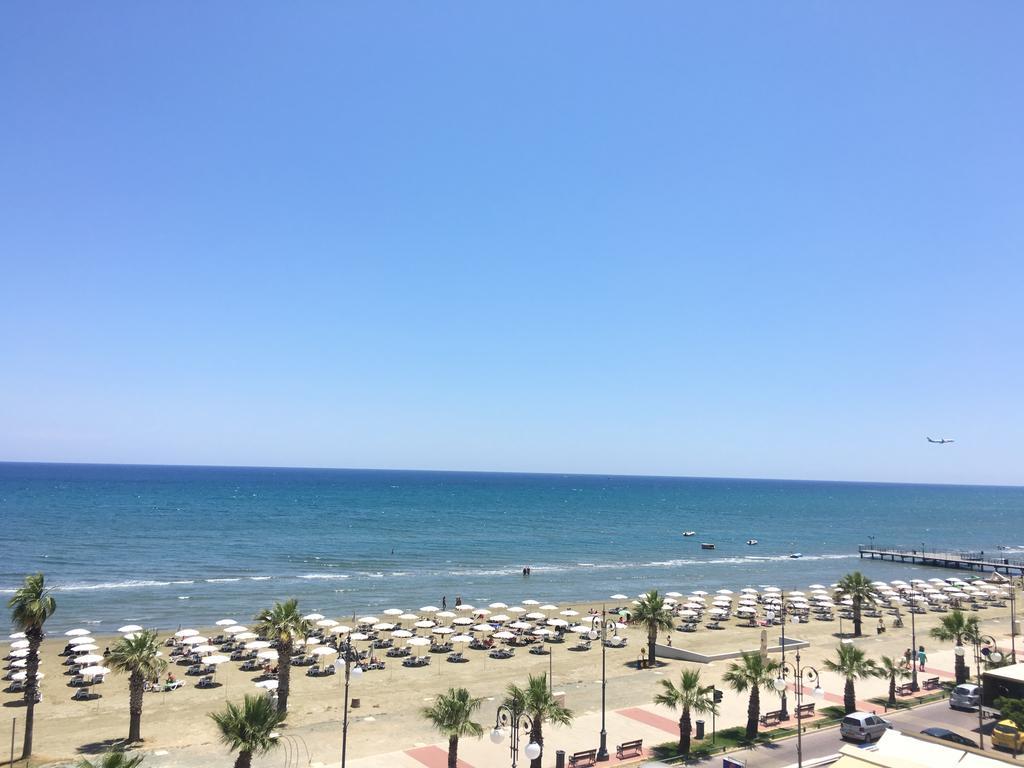 Alex Beach Apartment 31 Larnaca Buitenkant foto
